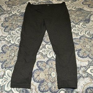 NWOT Loft grey seamed ponte leggings size L